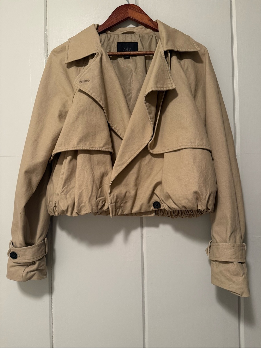 ZARA Cropped Balloon Trench Coat in Straw